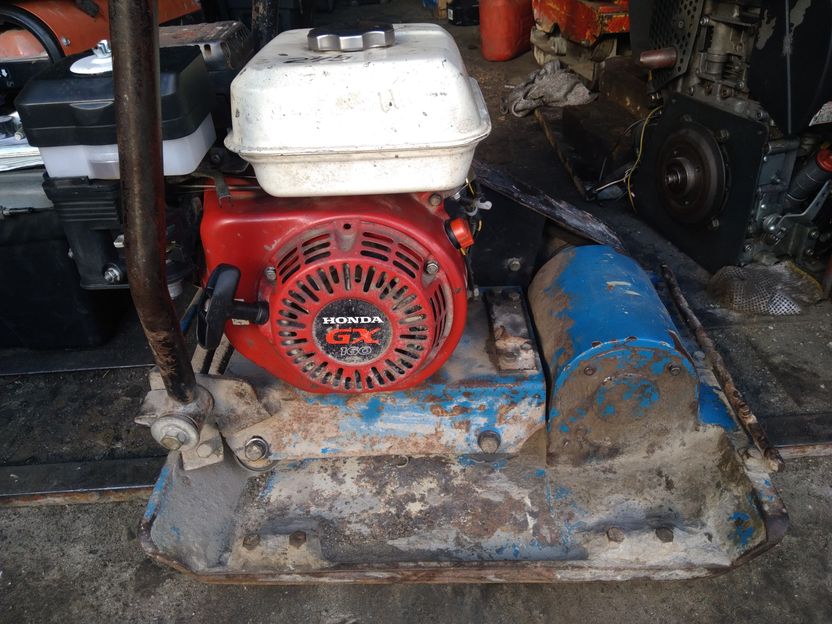 Ремонт двигателя Honda GX160 для випроплиты